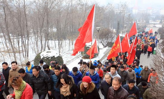 健步走拉开2015年晋城全民健身序幕