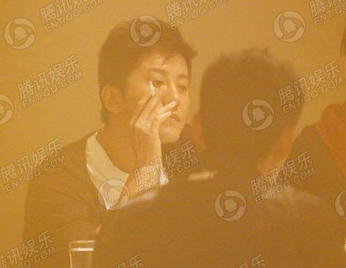 歌手毛宁因吸毒被抓 曾唱《涛声依旧》