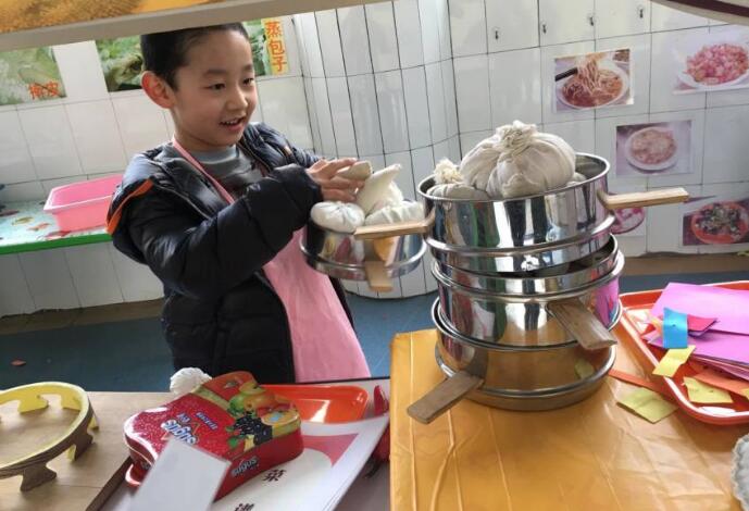 凤台幼儿园里开的快乐厨房